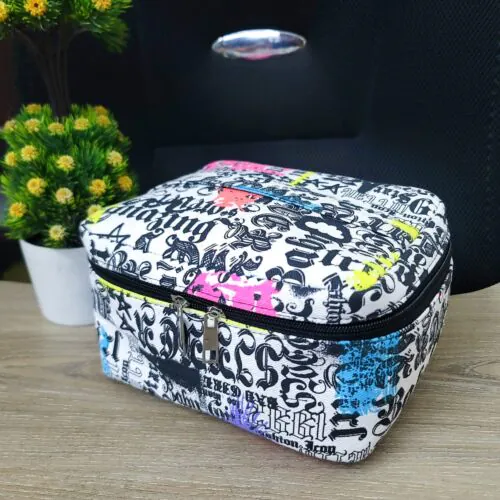 Bidora Lira Graffiti Print Organizer Bag