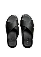 Black sandle plain